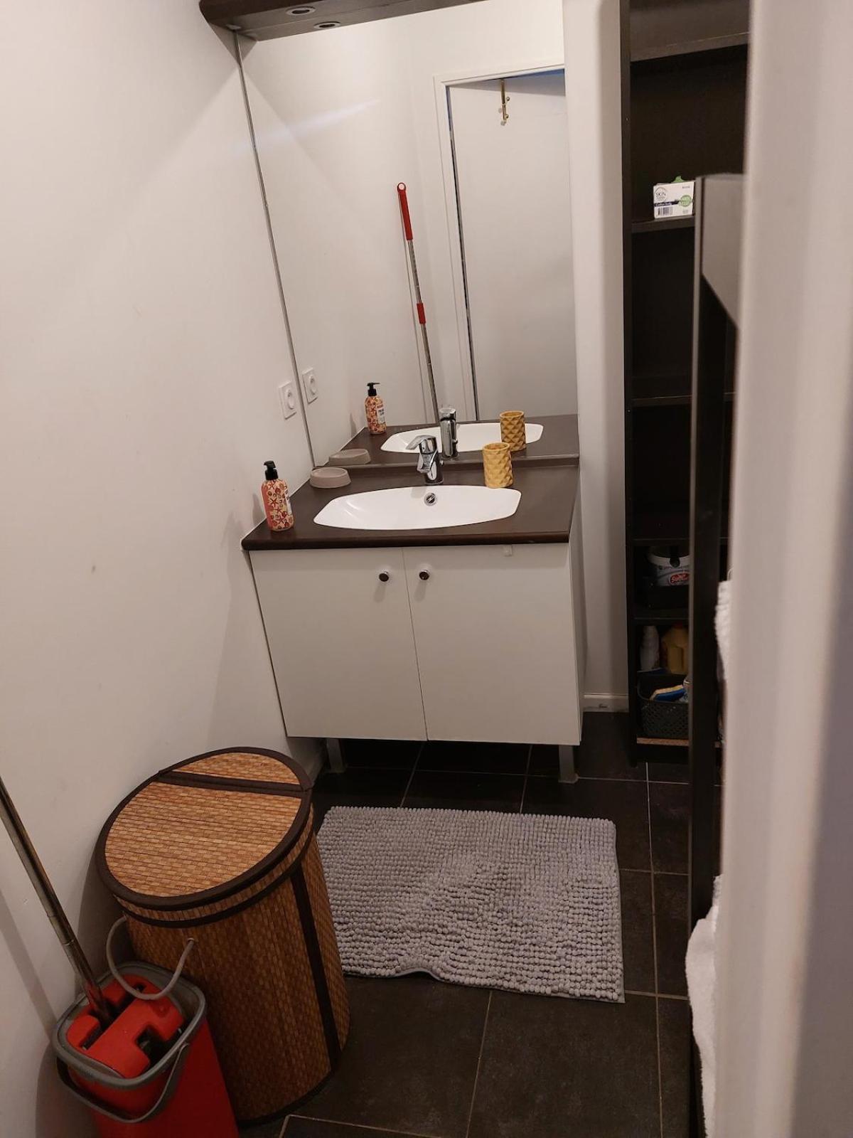 Apparemment Cosy Avec Parking Exterieur Gratuit Apartman Aulnay-sous-Bois Kültér fotó